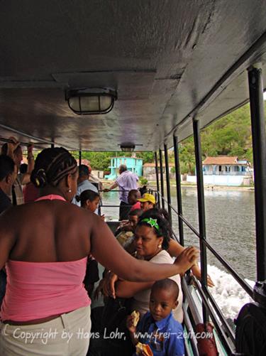 2010 Cuba, Santiago de Cuba, Cayo Granma, DSC00095b_H555